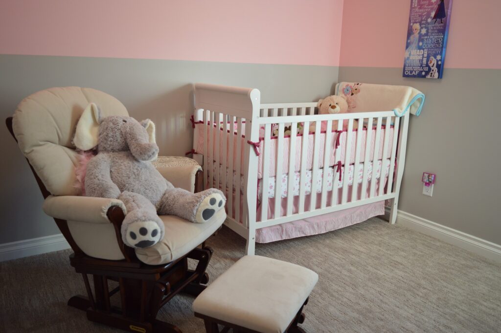 eerste babykamer inrichten tips